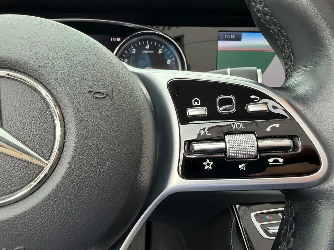 Mercedes-Benz E 200 - Thumbnail 22
