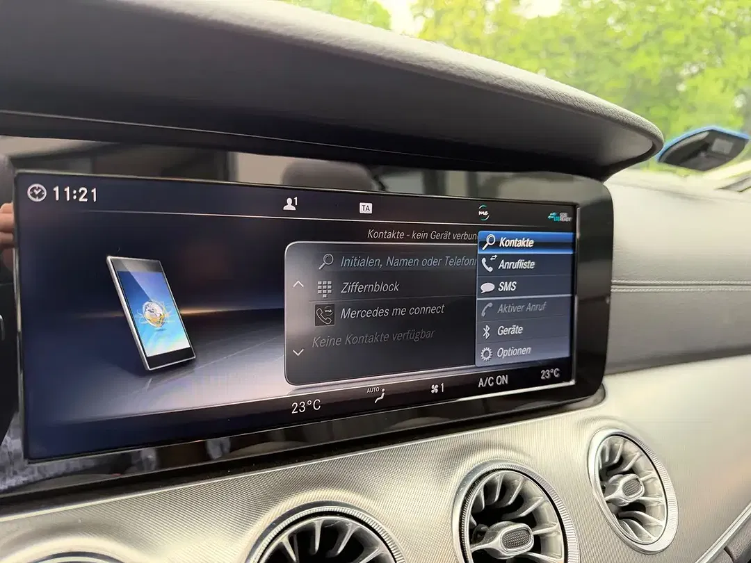 Mercedes-Benz E 200 - Thumbnail 29