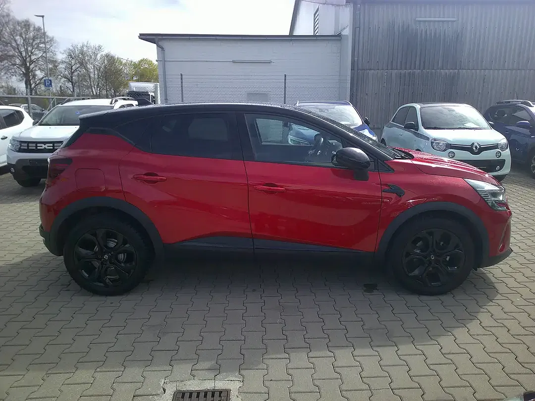 Renault Captur - Thumbnail 3