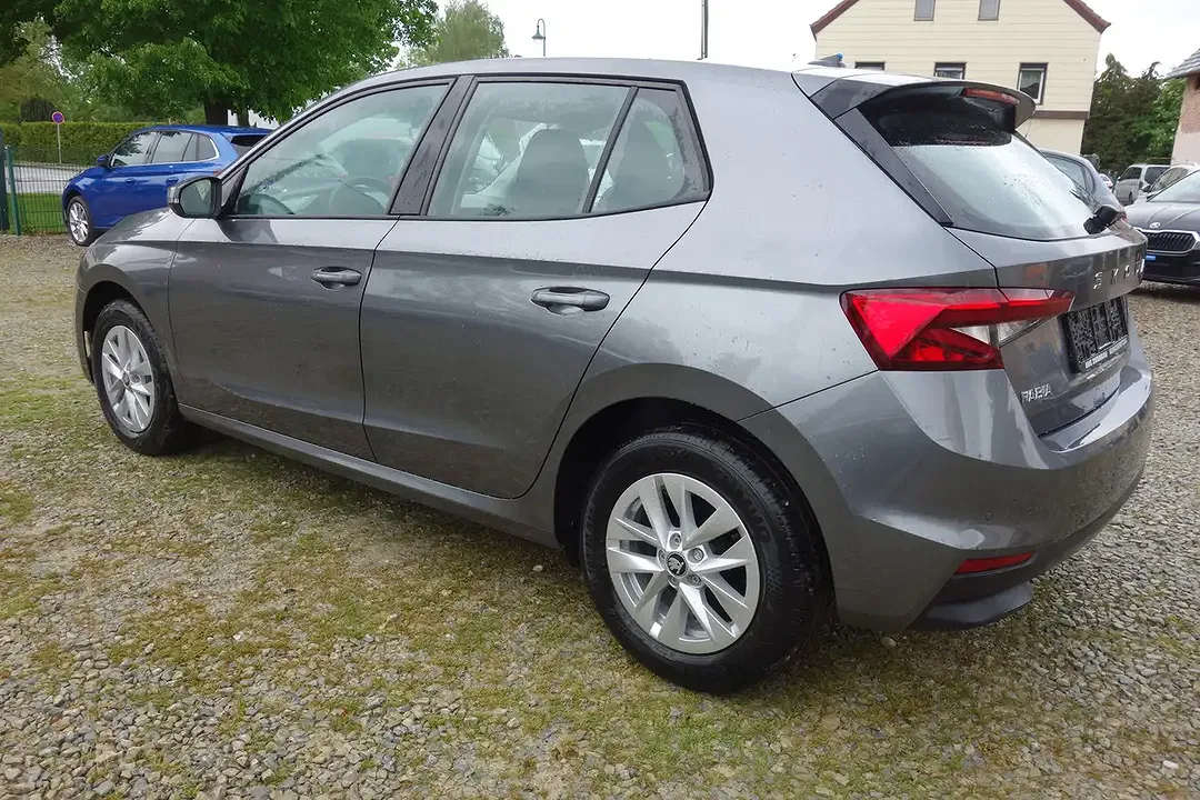 Skoda Fabia - Thumbnail 5