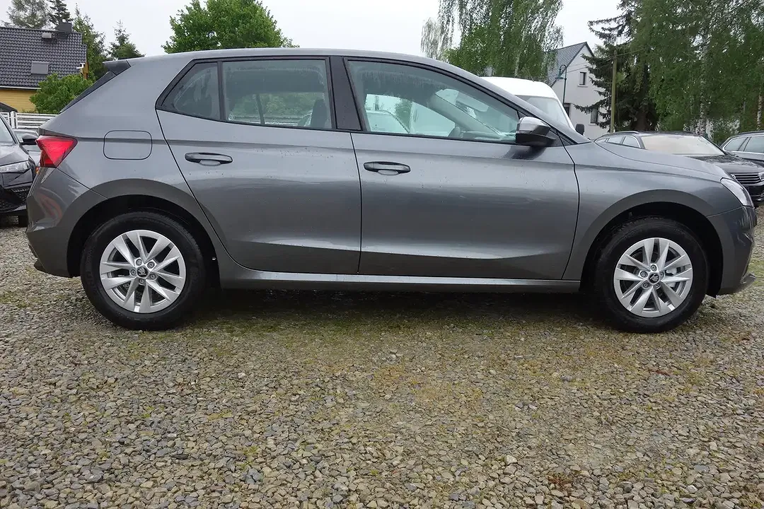 Skoda Fabia - Thumbnail 9