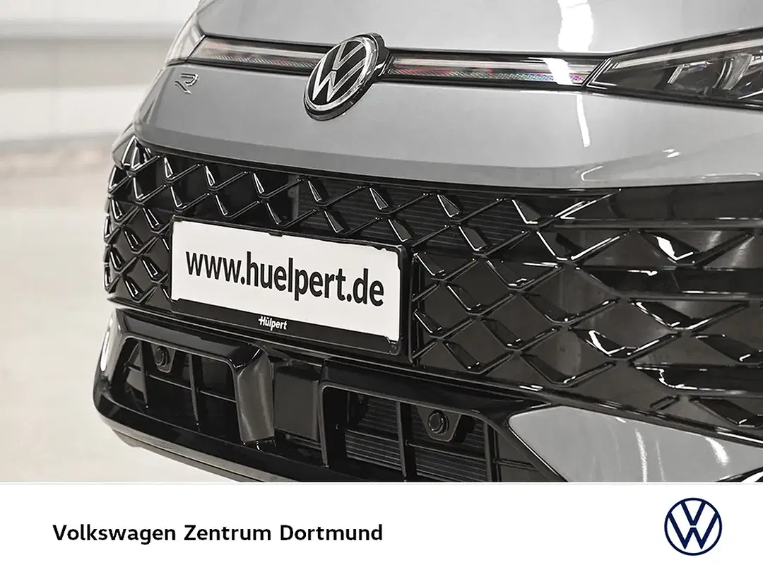 Volkswagen T-Roc - Thumbnail 6