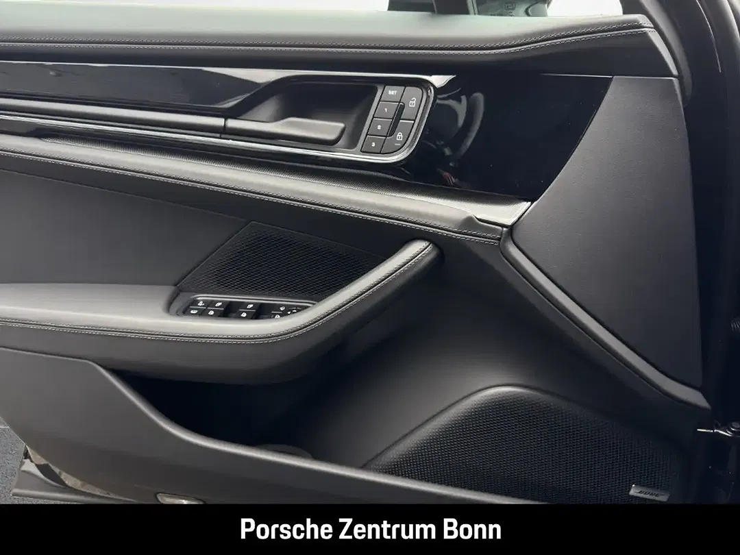 Porsche Panamera - Thumbnail 12