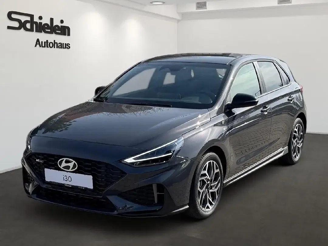 Hyundai i30 - Thumbnail 1