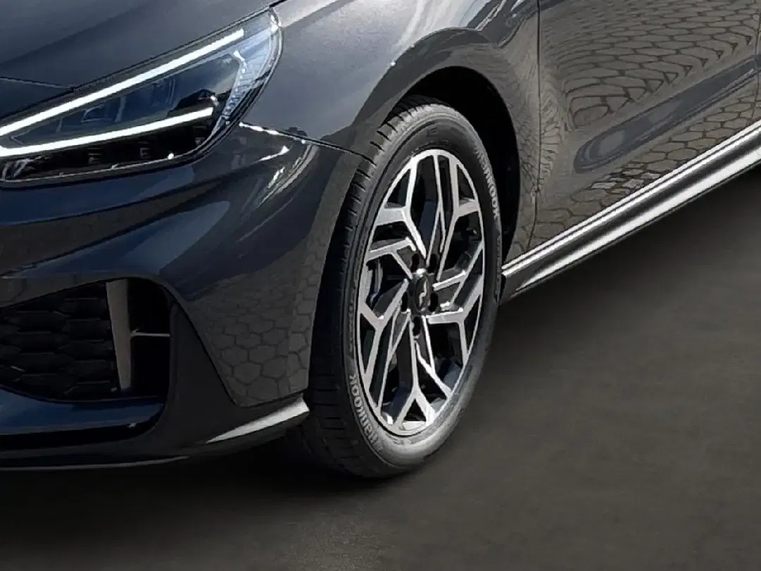 Hyundai i30 - Thumbnail 6