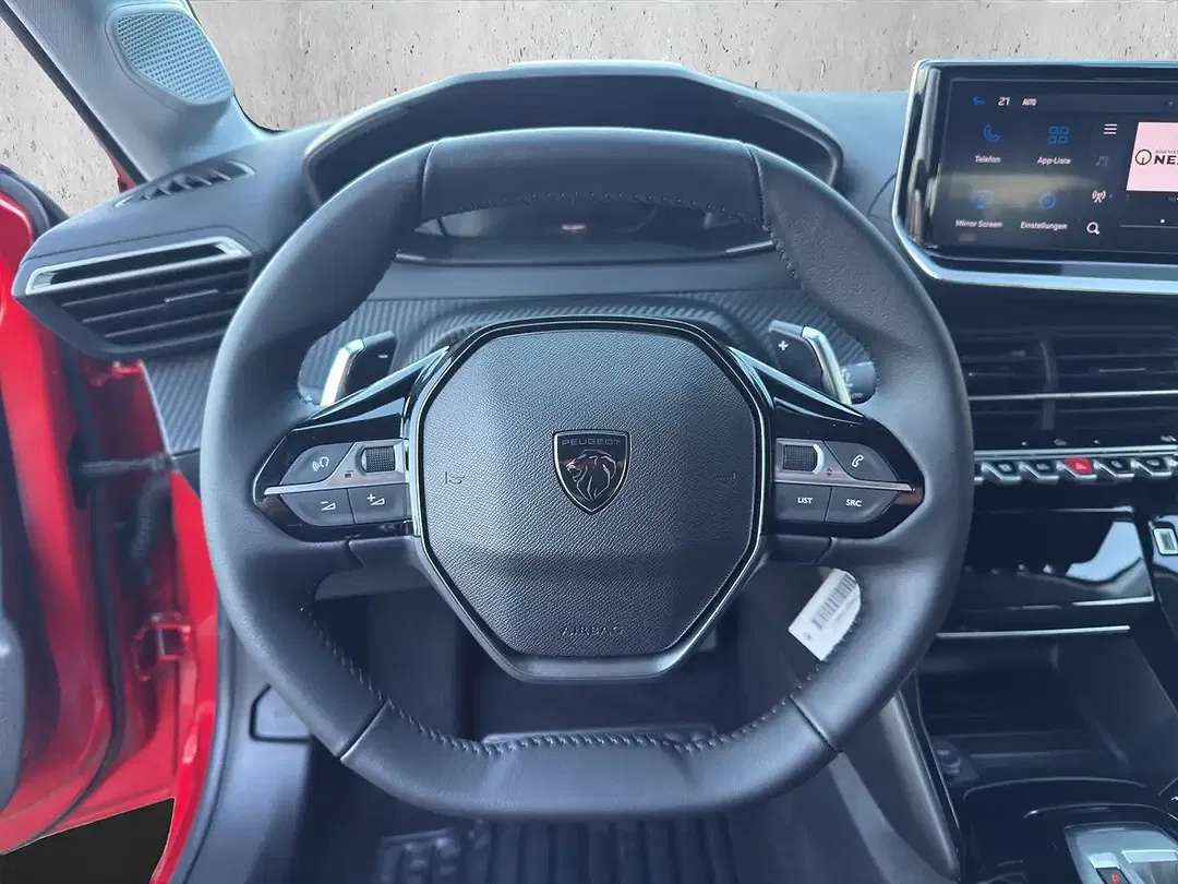 Peugeot 208 - Thumbnail 10
