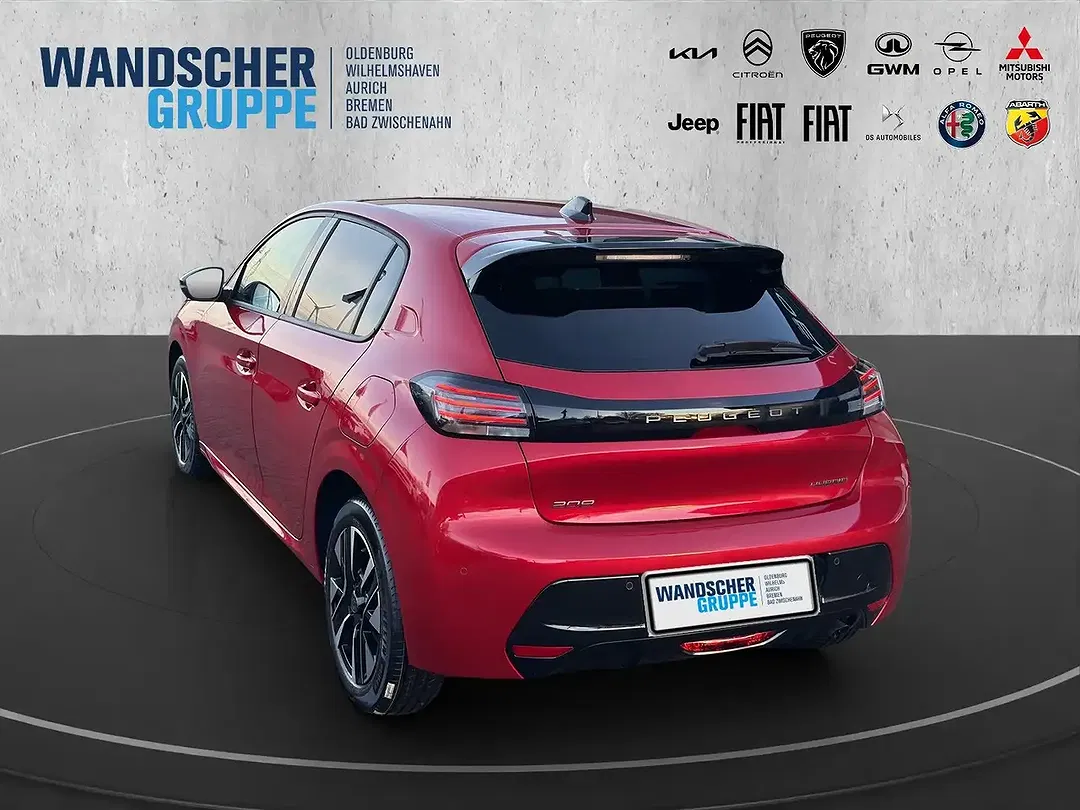 Peugeot 208 - Thumbnail 3