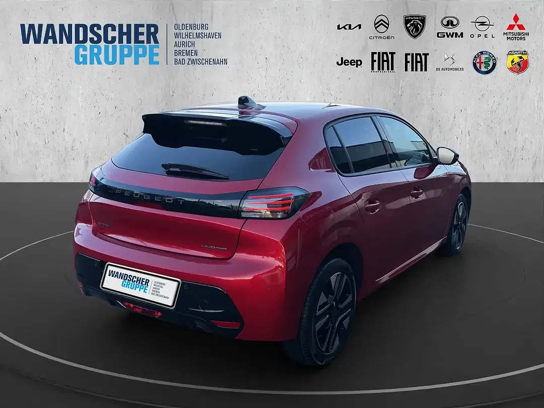 Peugeot 208 - Thumbnail 5