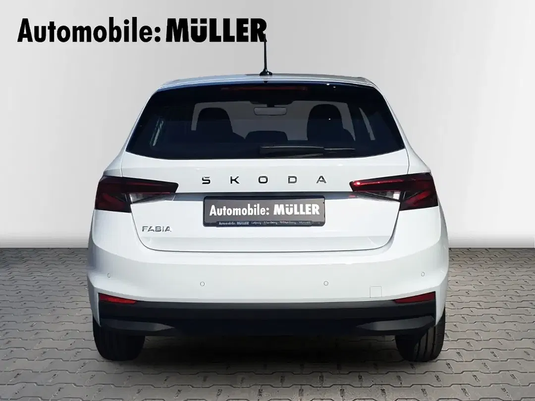 Skoda Fabia - Thumbnail 5