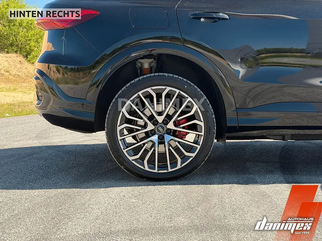 Audi Q5 - Thumbnail 11