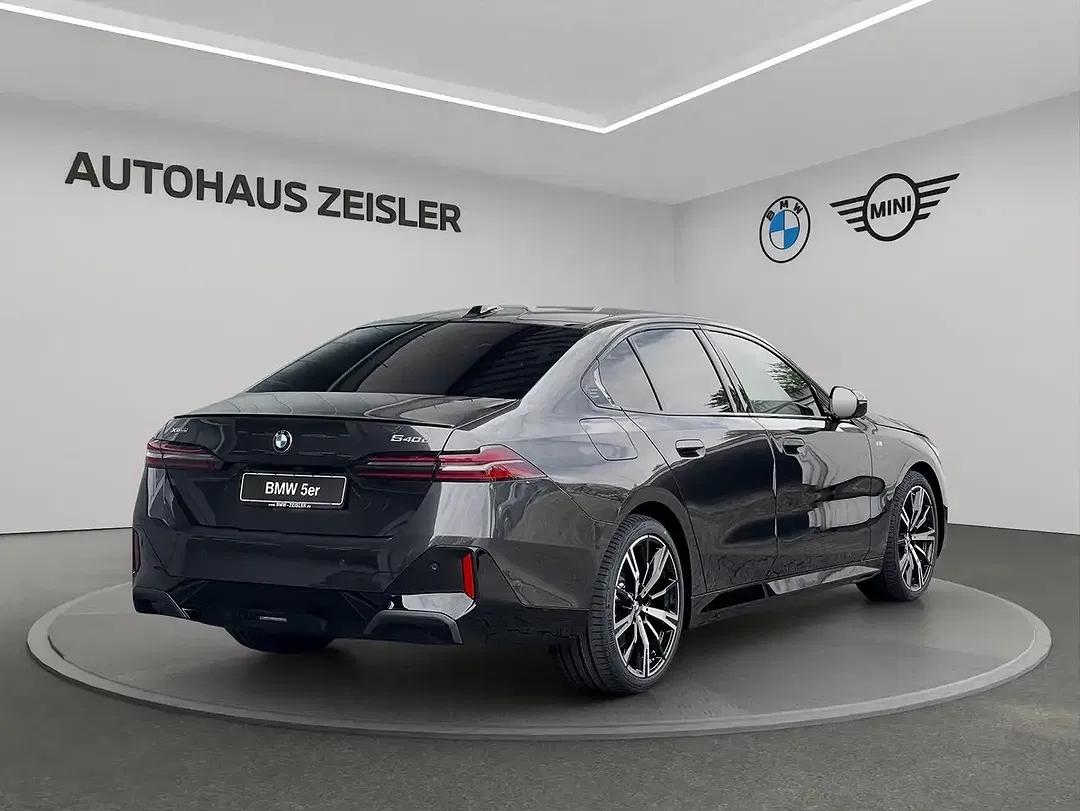 BMW 540 - Thumbnail 2