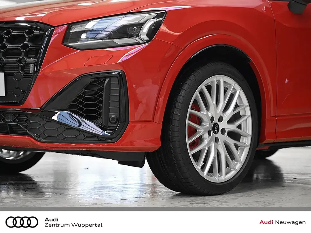 Audi SQ2 - Thumbnail 6