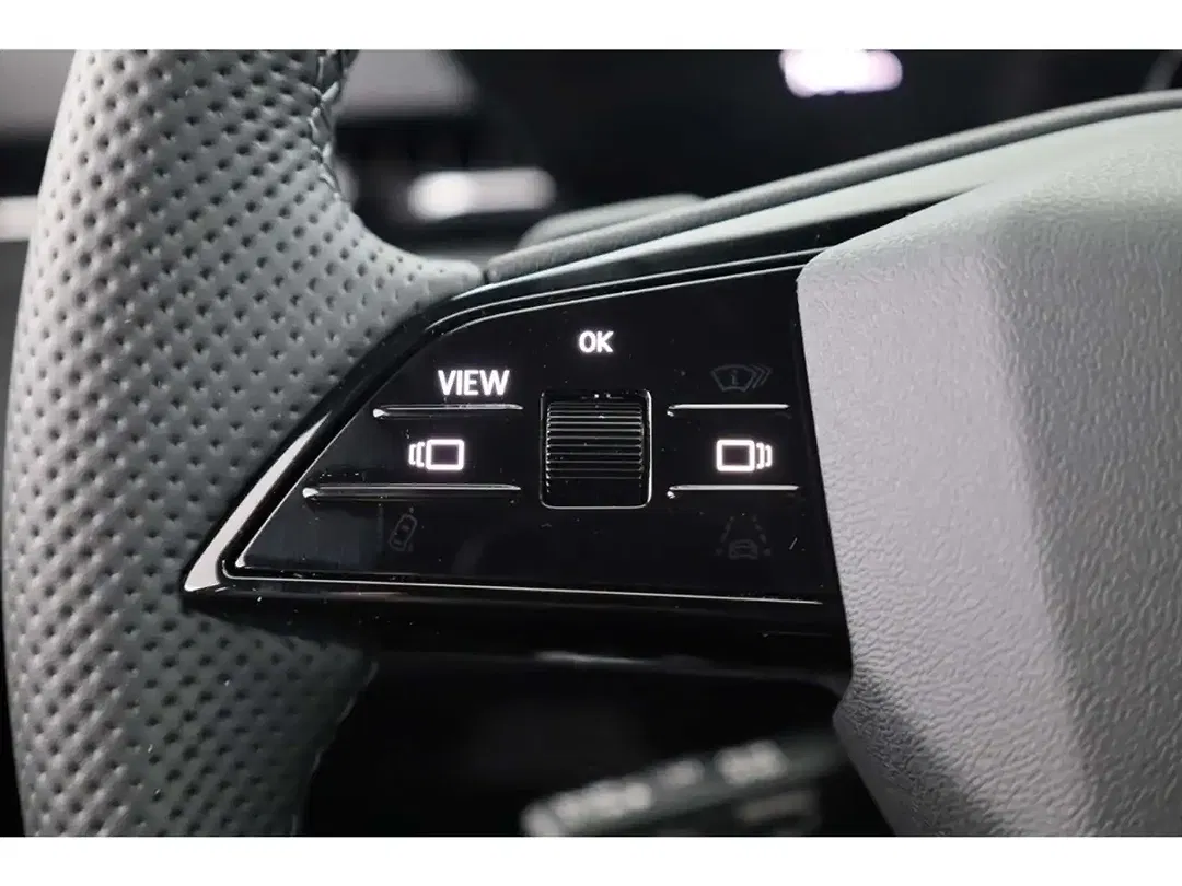 Audi A6 - Thumbnail 13