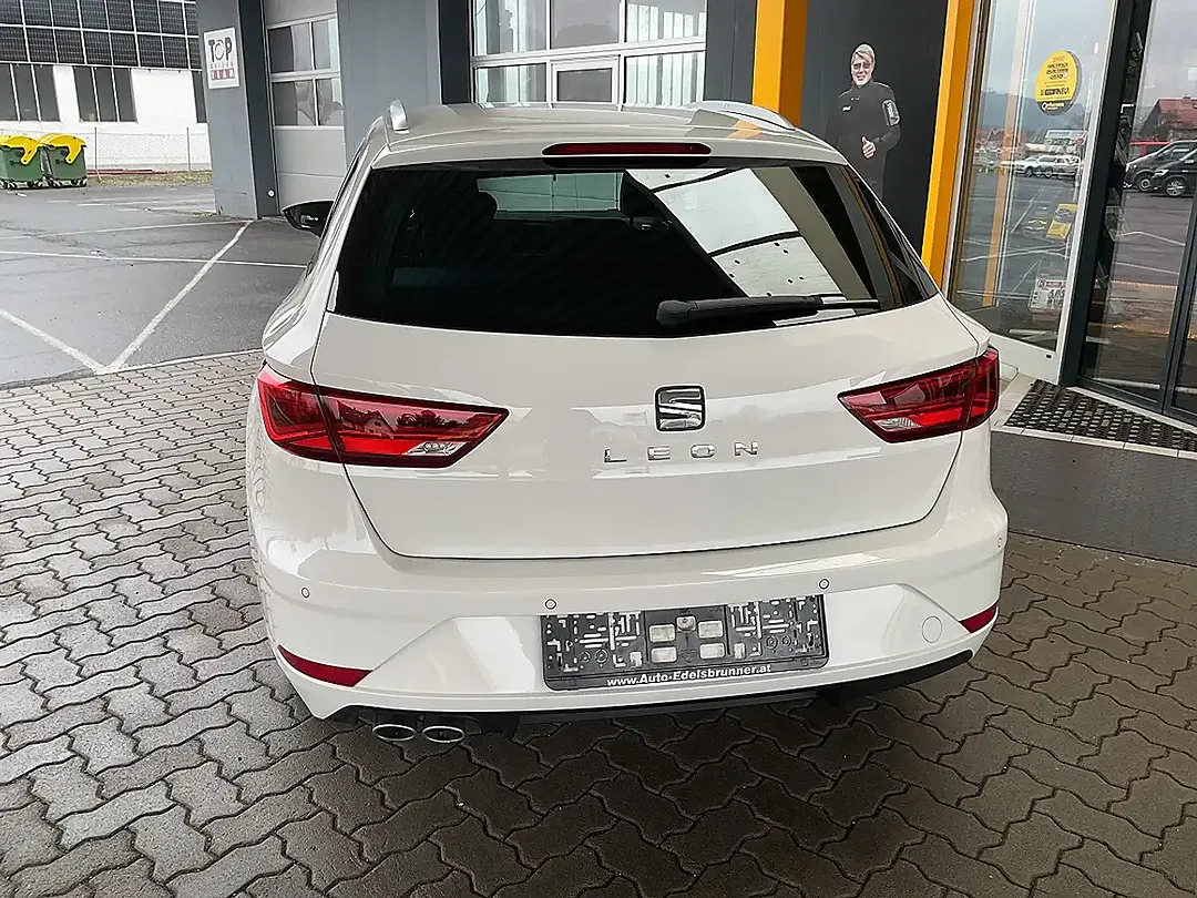SEAT Leon - Thumbnail 3
