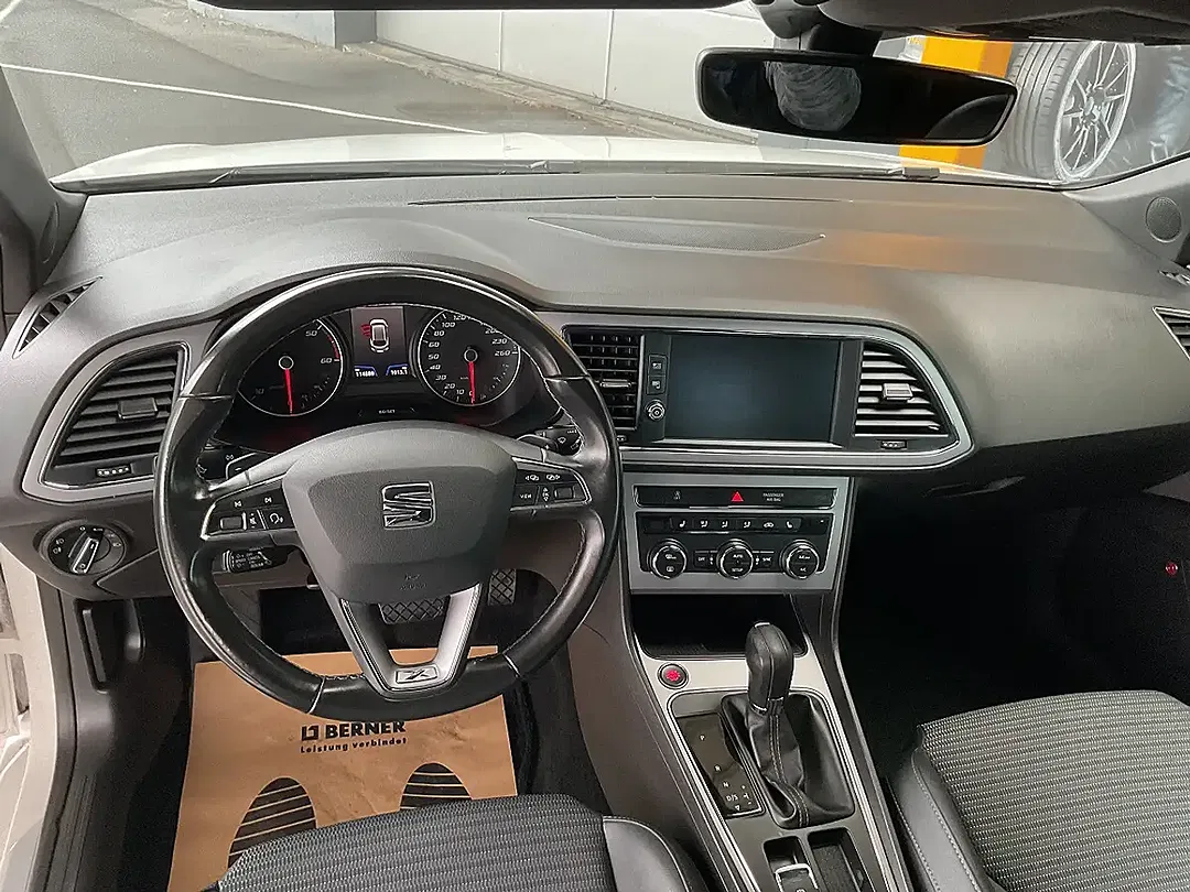 SEAT Leon - Thumbnail 8