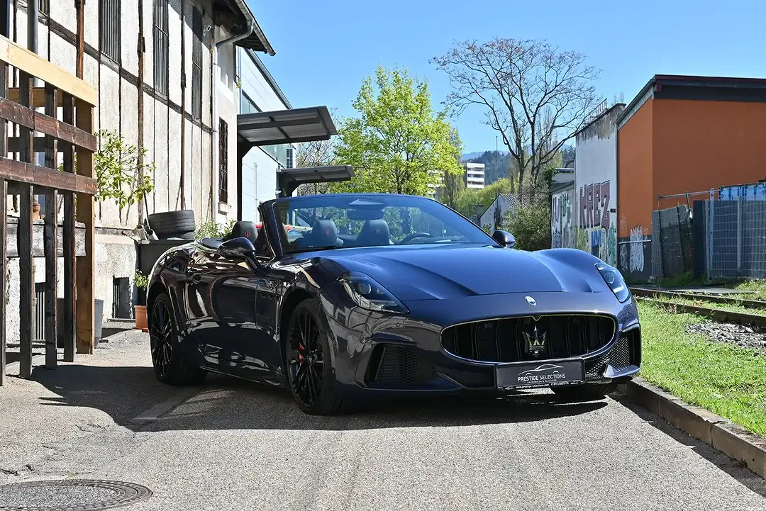 Maserati GranCabrio - Thumbnail 11