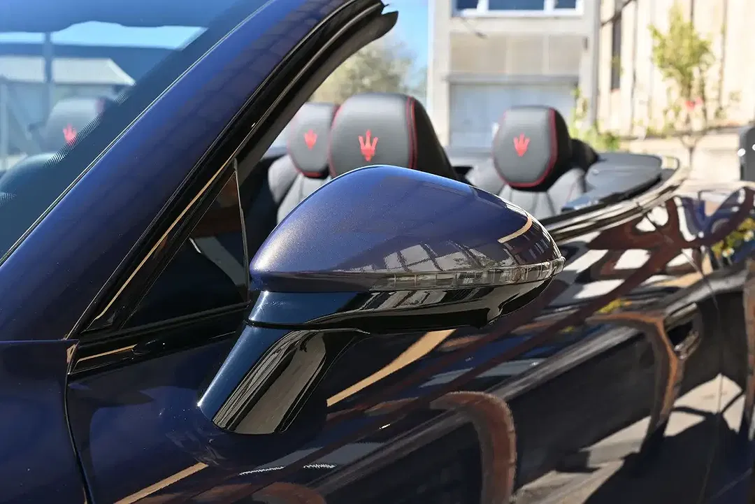 Maserati GranCabrio - Thumbnail 4