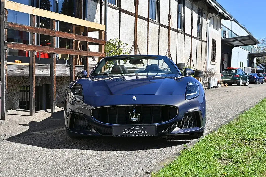 Maserati GranCabrio - Thumbnail 6