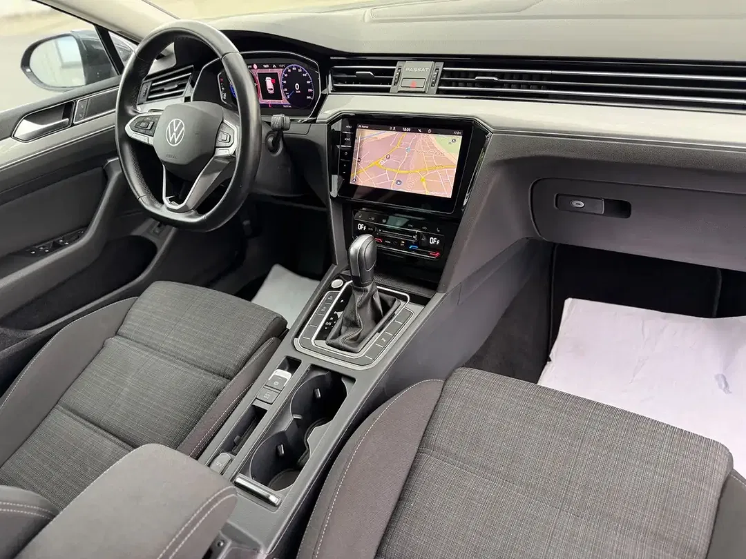 Volkswagen Passat Variant - Thumbnail 15