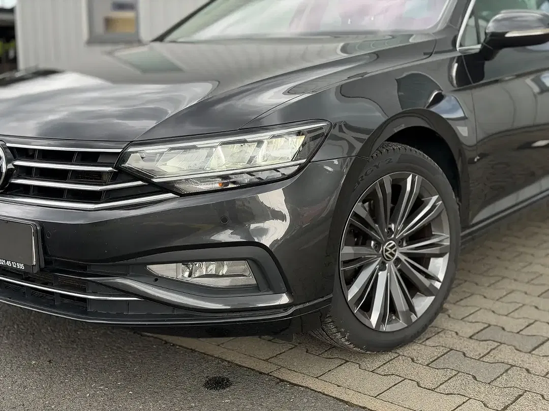 Volkswagen Passat Variant - Thumbnail 3