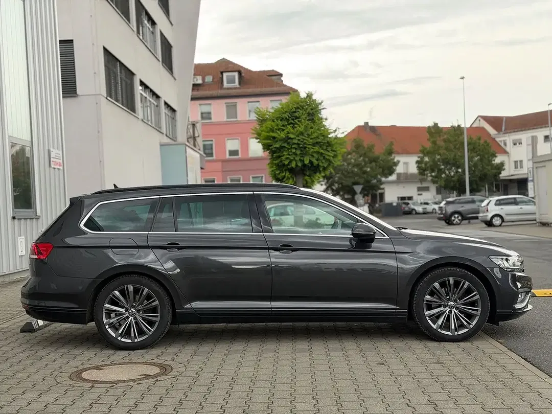Volkswagen Passat Variant - Thumbnail 6