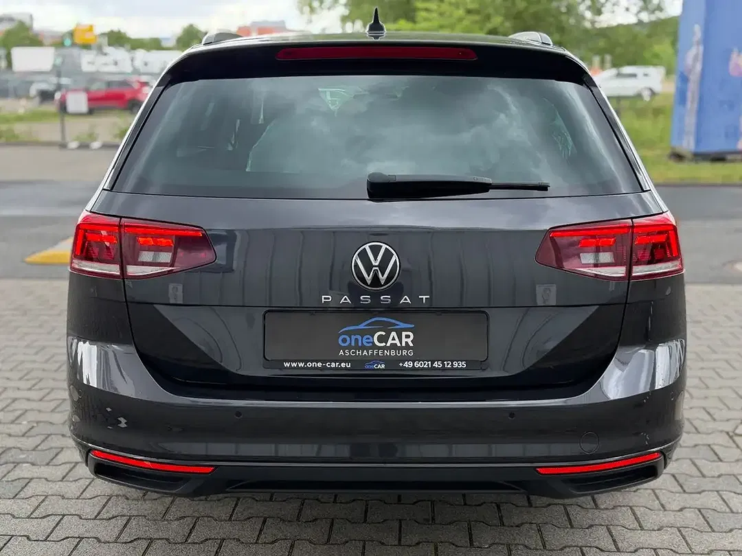 Volkswagen Passat Variant - Thumbnail 9