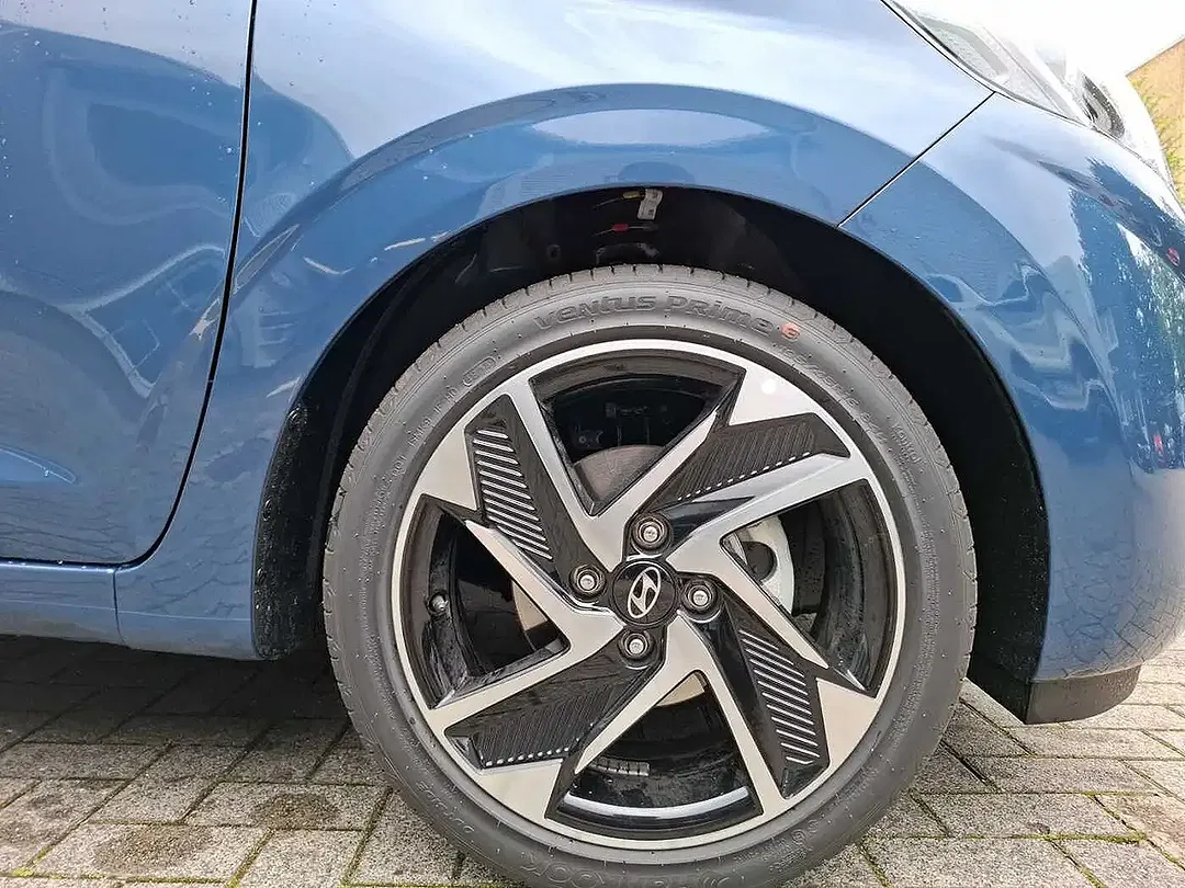 Hyundai i10 - Thumbnail 6