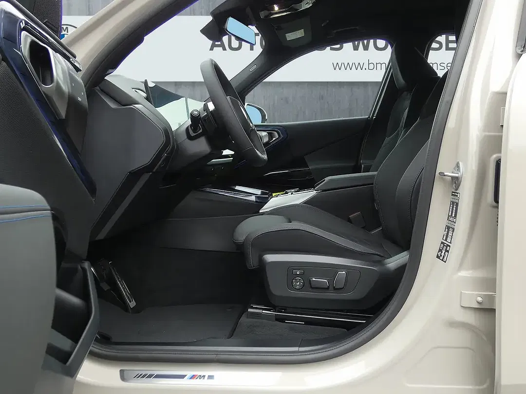 BMW X3 - Thumbnail 10