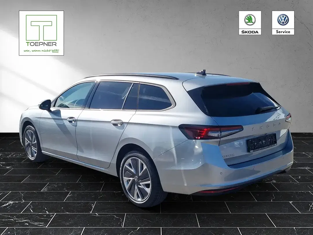 Skoda Superb - Thumbnail 4