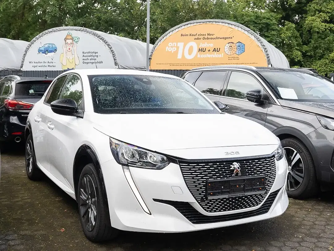 Peugeot 208 - Thumbnail 3
