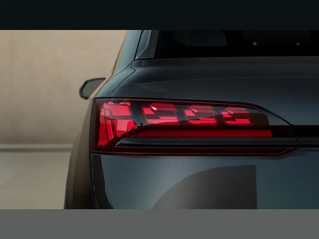 Audi Q7 - Thumbnail 8