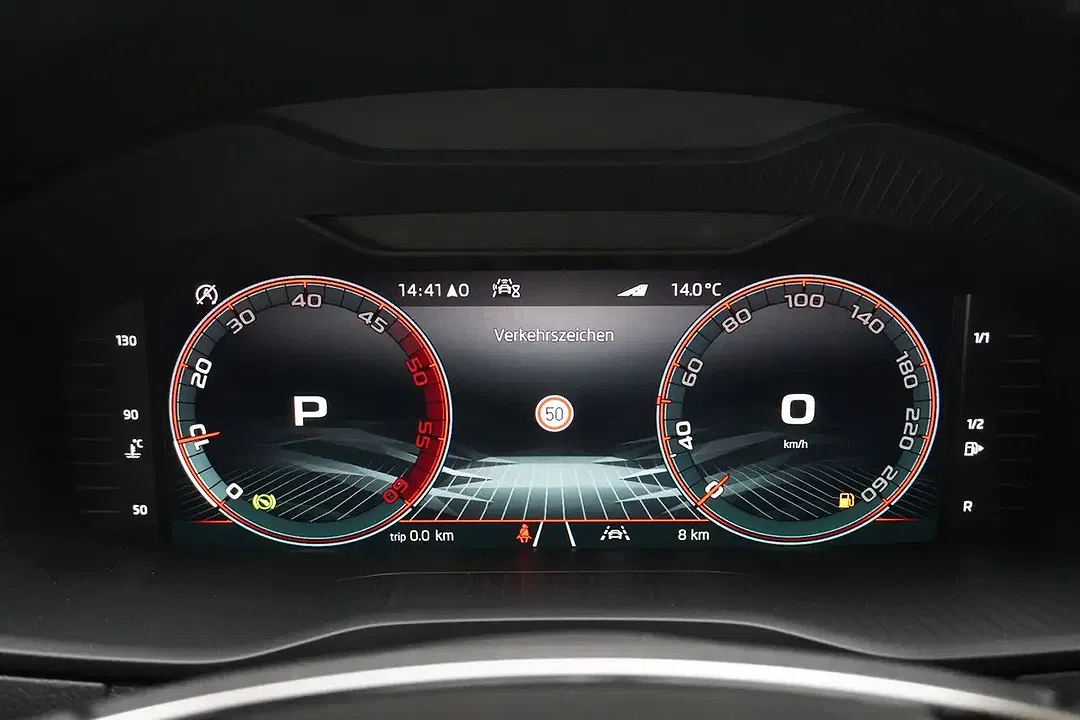 Skoda Karoq - Thumbnail 11
