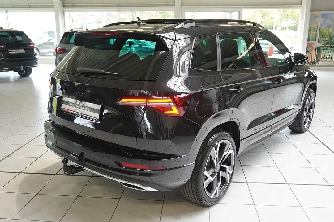 Skoda Karoq - Thumbnail 6