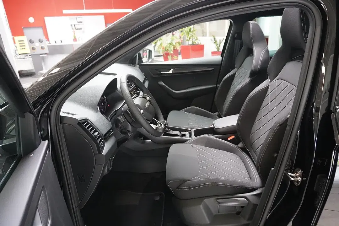 Skoda Karoq - Thumbnail 7