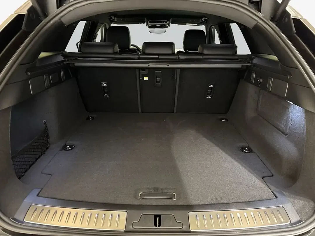 Land Rover Range Rover Velar - Thumbnail 12