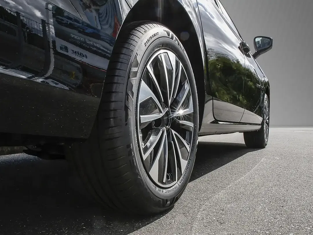 Skoda Superb - Thumbnail 5