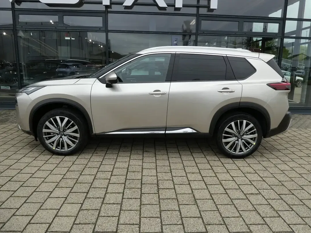 Nissan X-Trail - Thumbnail 2
