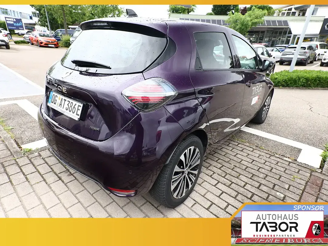 Renault ZOE - Thumbnail 3