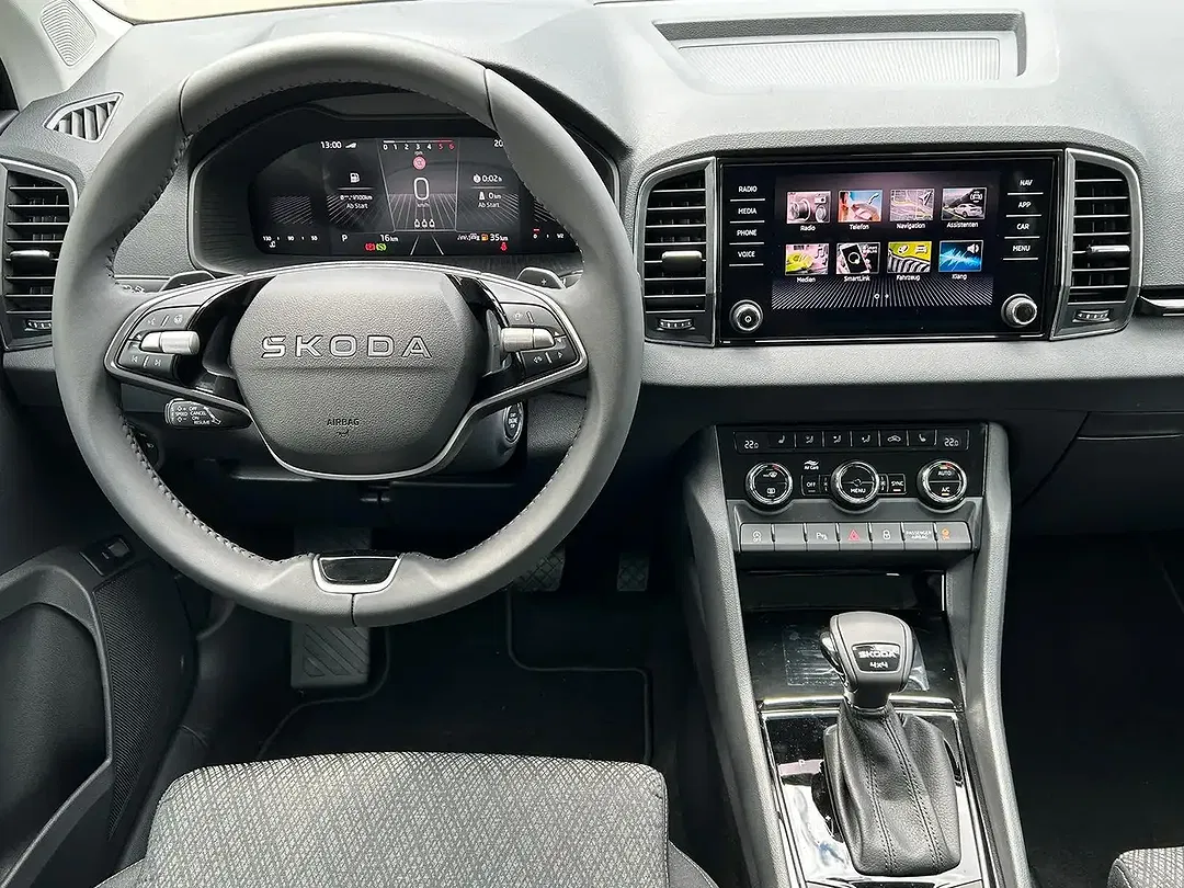 Skoda Karoq - Thumbnail 8