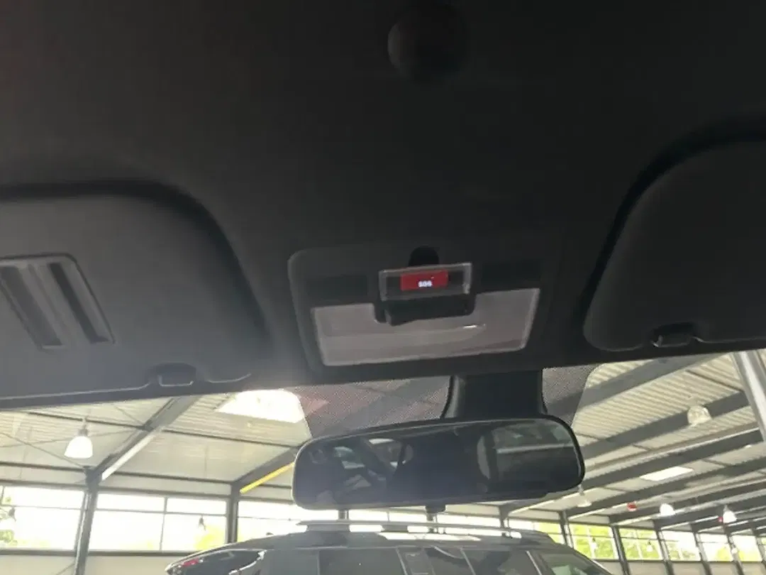 Hyundai i10 - Thumbnail 12