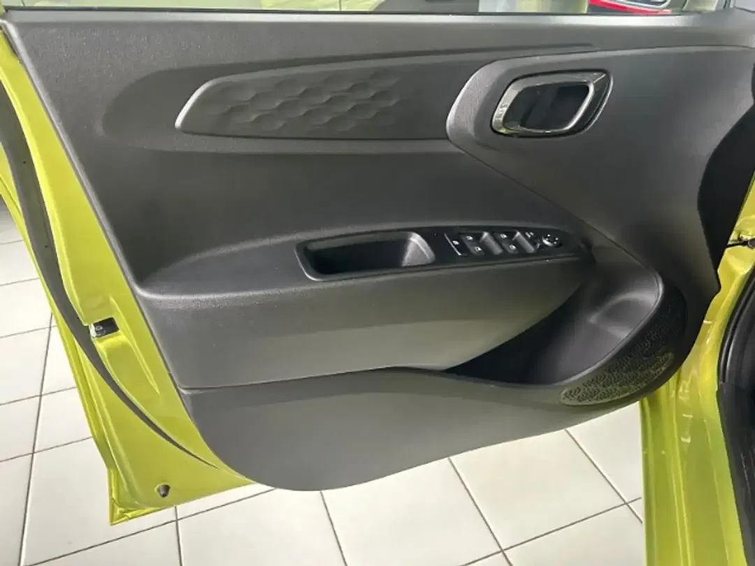 Hyundai i10 - Thumbnail 7