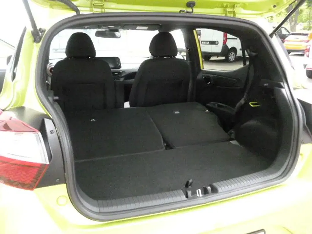Hyundai i10 - Thumbnail 14