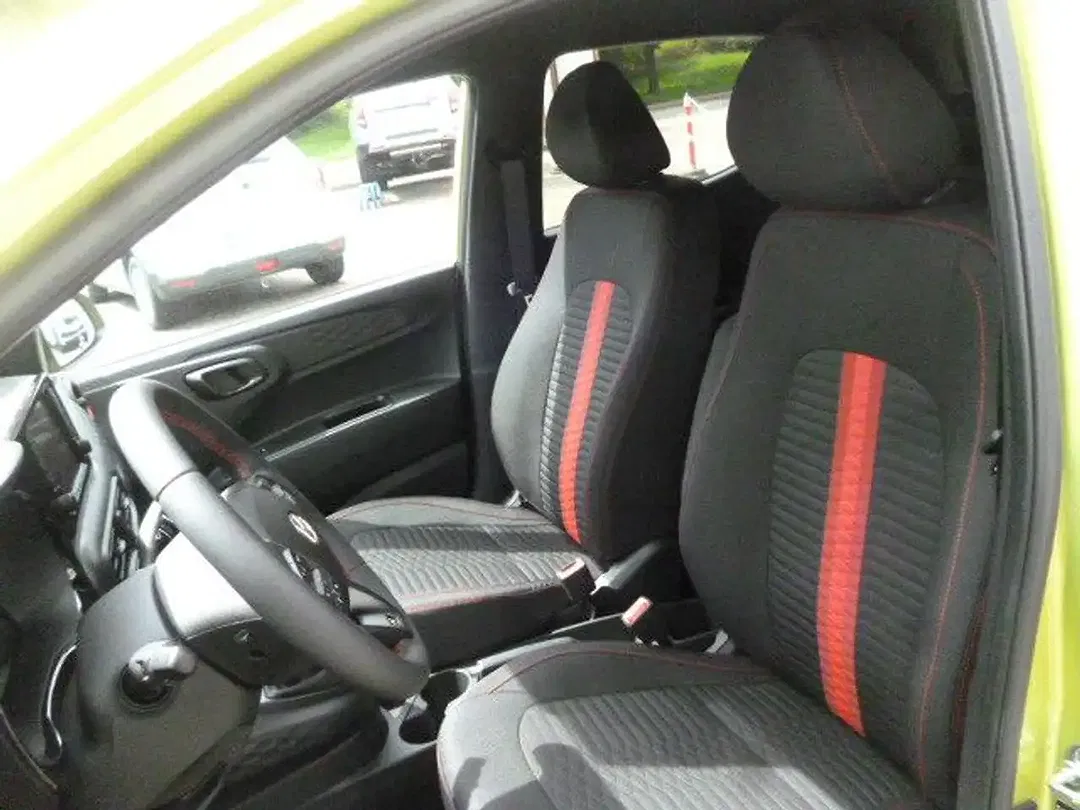 Hyundai i10 - Thumbnail 8
