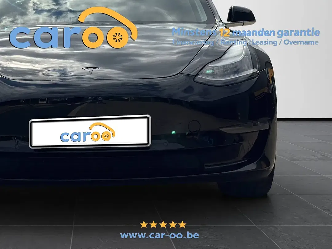 Tesla Model 3 - Thumbnail 14
