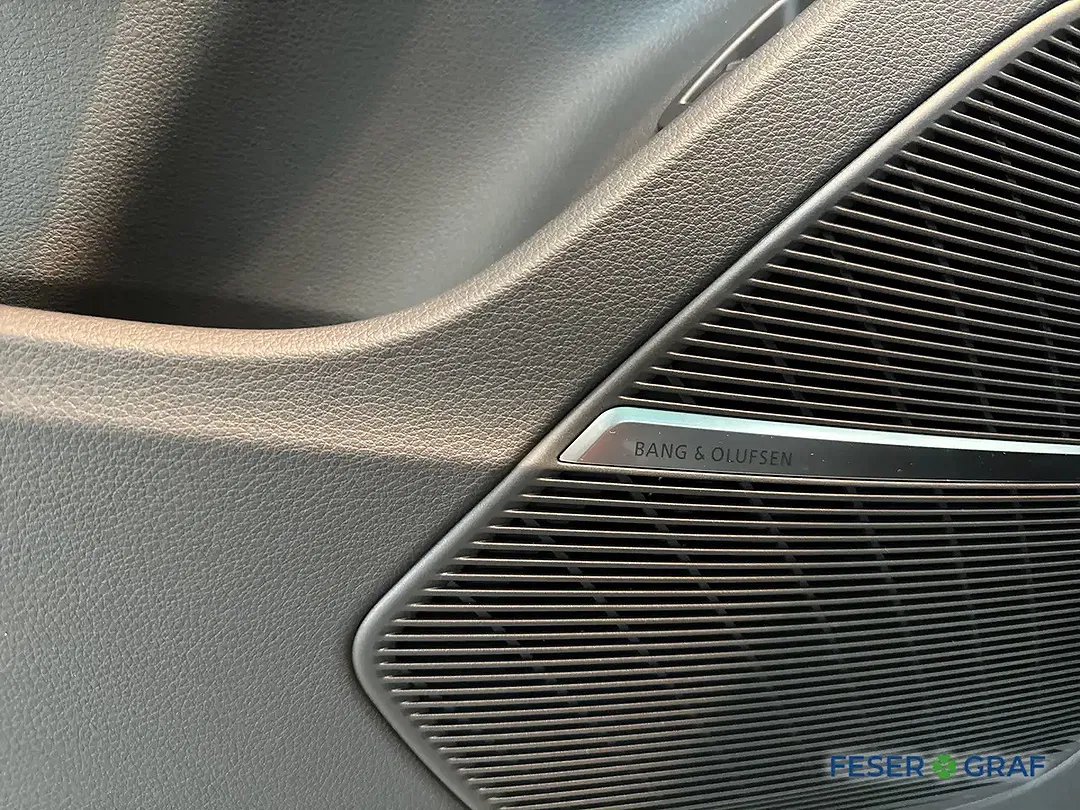 Audi Q7 - Thumbnail 14