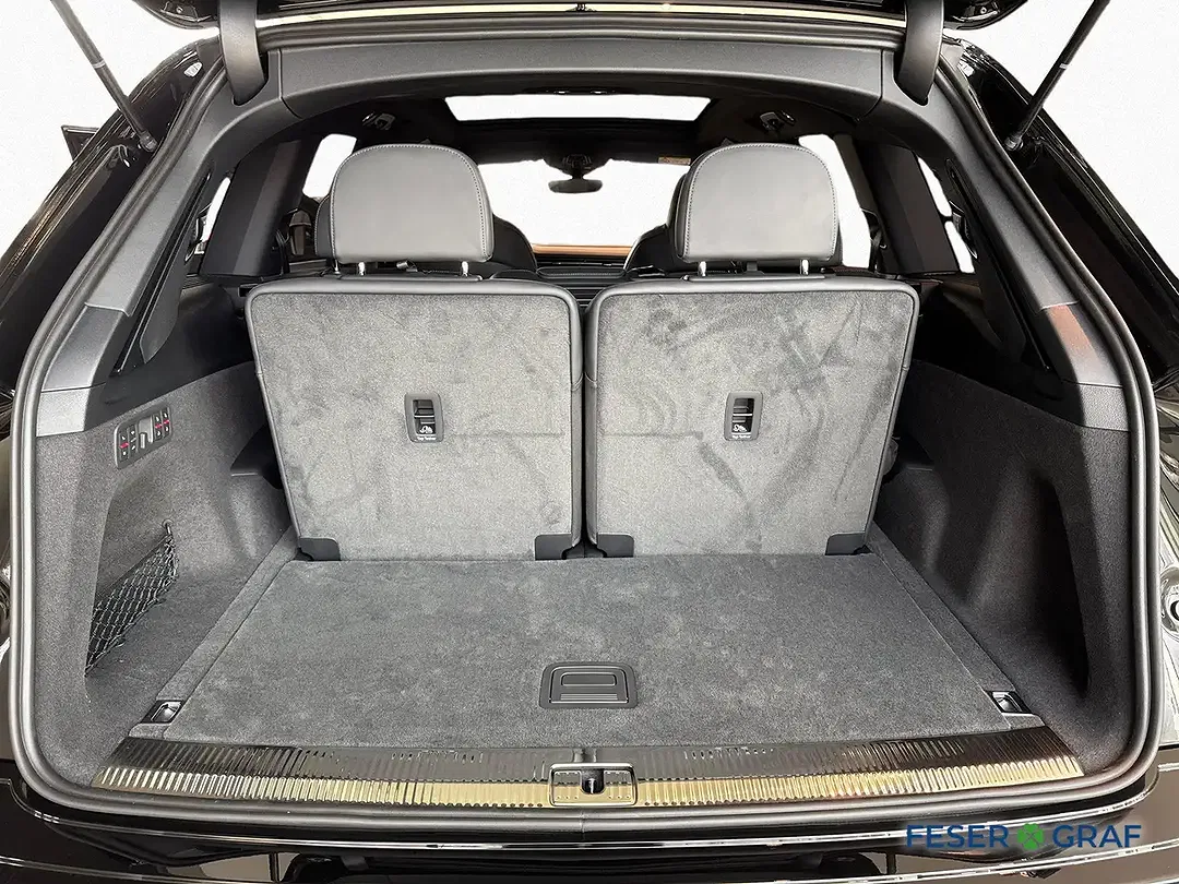 Audi Q7 - Thumbnail 15