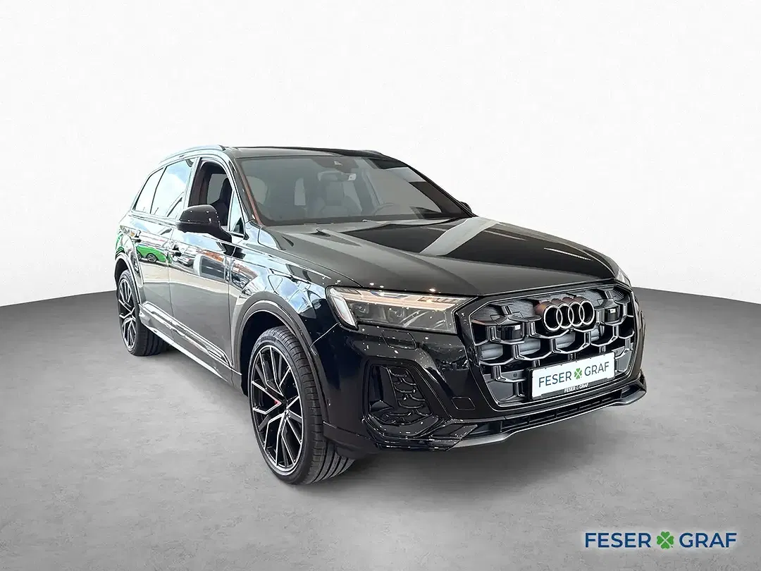 Audi Q7 - Thumbnail 3
