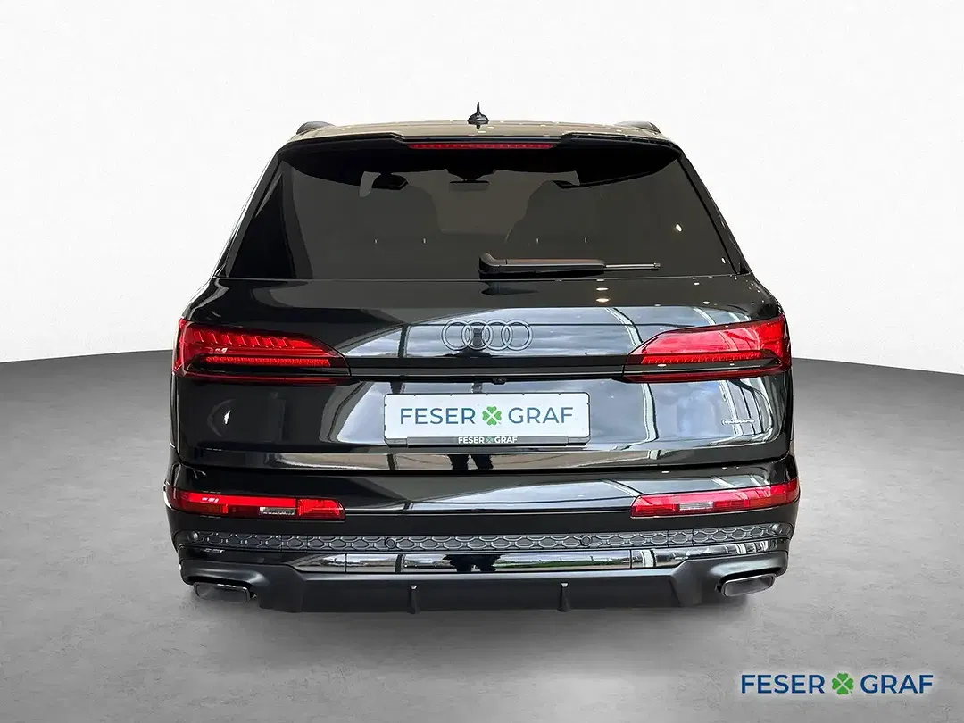 Audi Q7 - Thumbnail 6