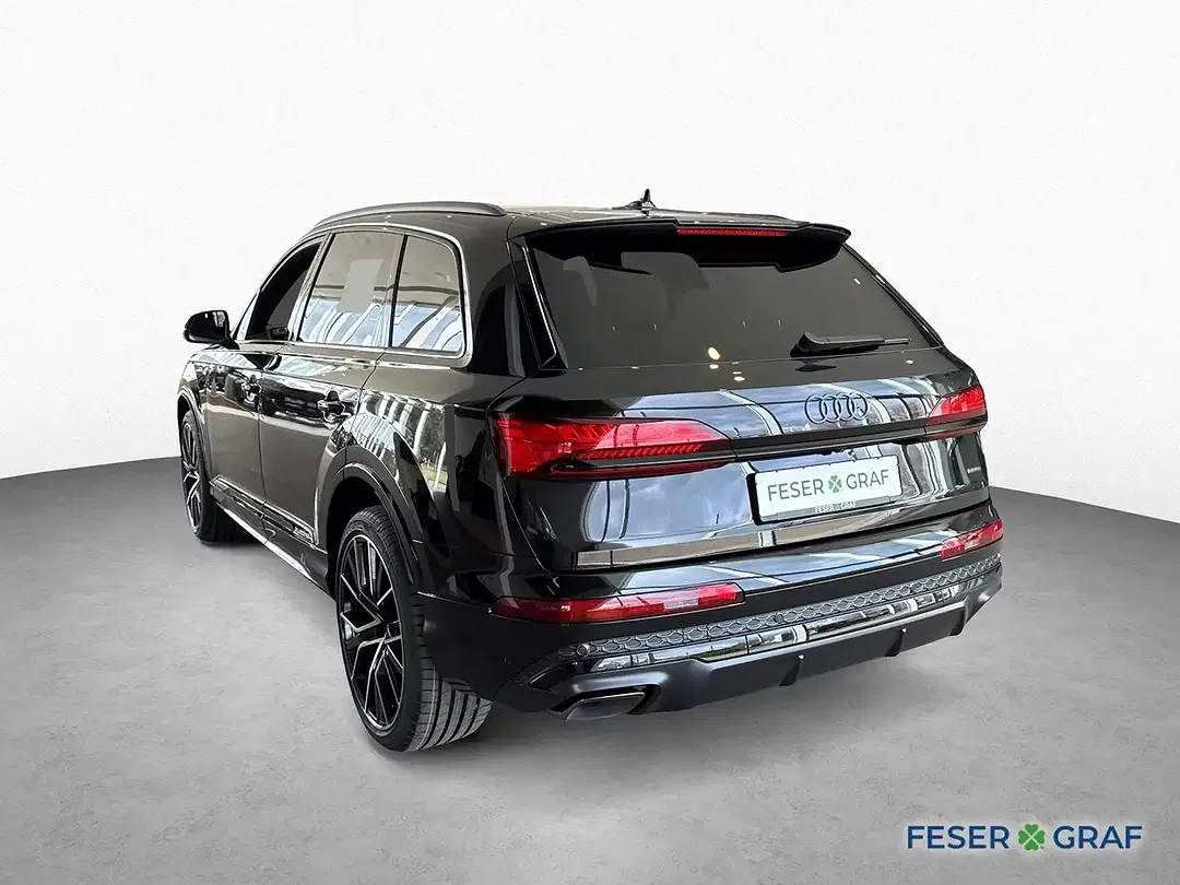 Audi Q7 - Thumbnail 7