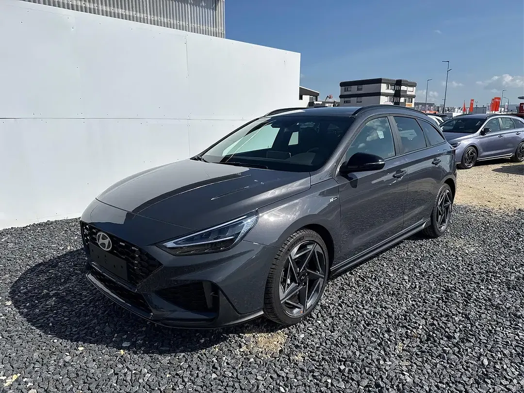 Hyundai i30 - Thumbnail 1